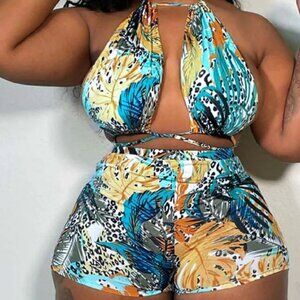 New Women Blue and Yellow Jungle print halter top 2pc Short Set Outfit. Size L